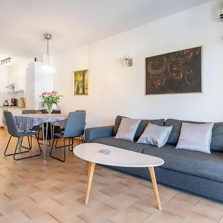 Hello Cote D'azur - Spacieux 3 Pieces A 5 Min Des Plages Appartement *